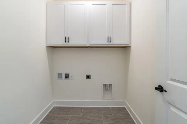 $489,900 | 5033 Ikram Oaks Lane, Jackson, MI 49201