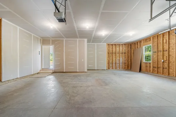 $489,900 | 5033 Ikram Oaks Lane, Jackson, MI 49201