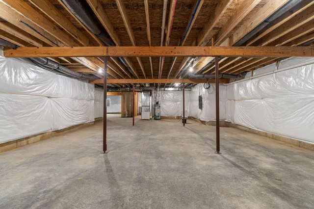 $489,900 | 5033 Ikram Oaks Lane, Jackson, MI 49201