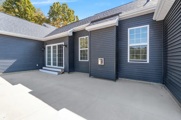 $489,900 | 5033 Ikram Oaks Lane, Jackson, MI 49201