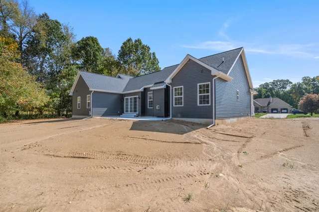 $489,900 | 5033 Ikram Oaks Lane, Jackson, MI 49201