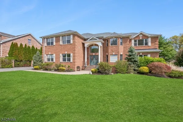 $1,890,000 | 5 Francesca Court, East Hanover, NJ 07936