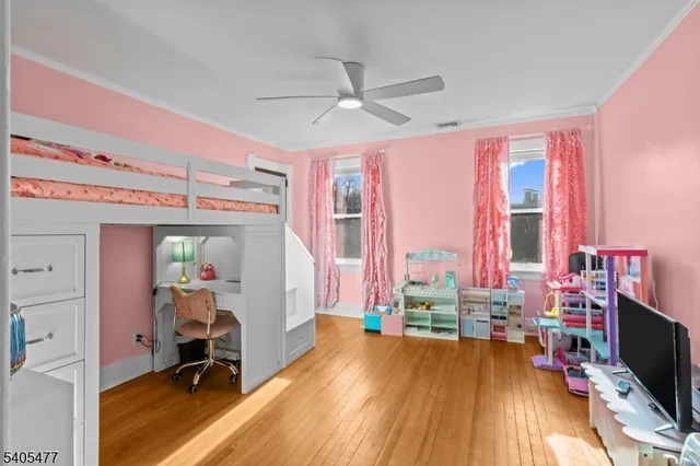 $899,900 | 116 Mountain Avenue, North Caldwell, NJ 07006