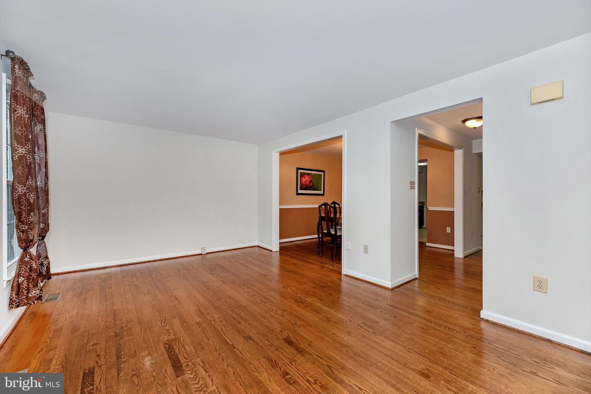 8021 Hollow Reed Court Frederick, MD 21701 - Photo 11 of 55 Lots of great space for entertaining!