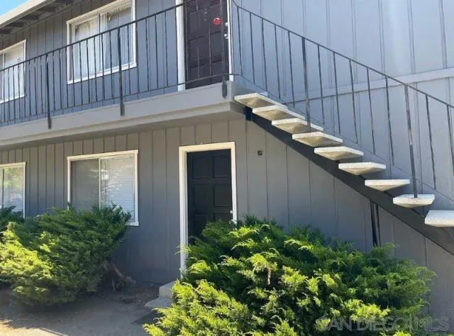 a view of a pathway of a house
