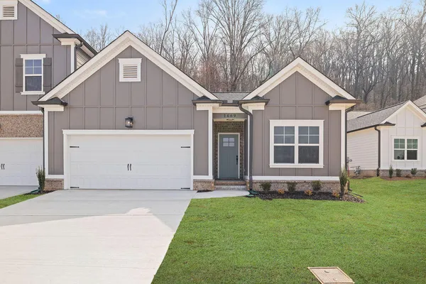 $399,900 | 1637 Destiny Drive, Unit 8, Hixson, TN 37343