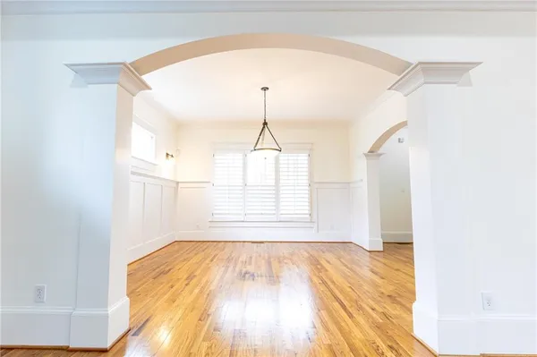 $5,200 | 2288 Oakview Road Northeast, Atlanta, GA 30317