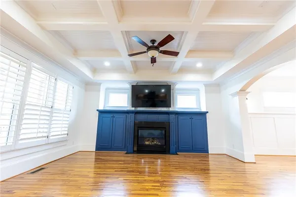 $5,200 | 2288 Oakview Road Northeast, Atlanta, GA 30317