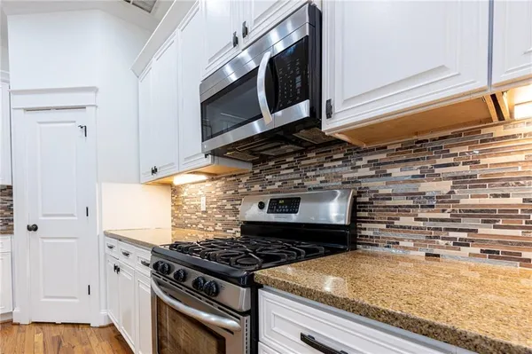 $5,200 | 2288 Oakview Road Northeast, Atlanta, GA 30317
