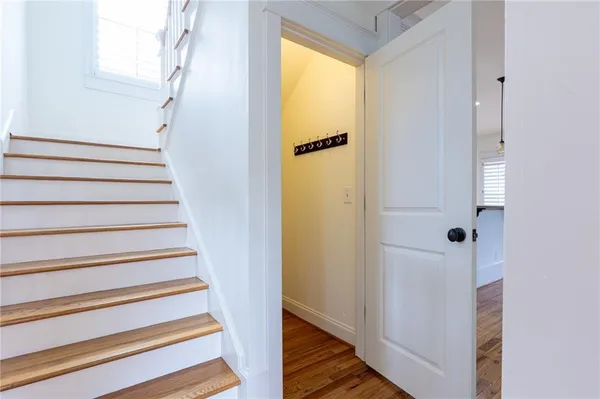 $5,200 | 2288 Oakview Road Northeast, Atlanta, GA 30317