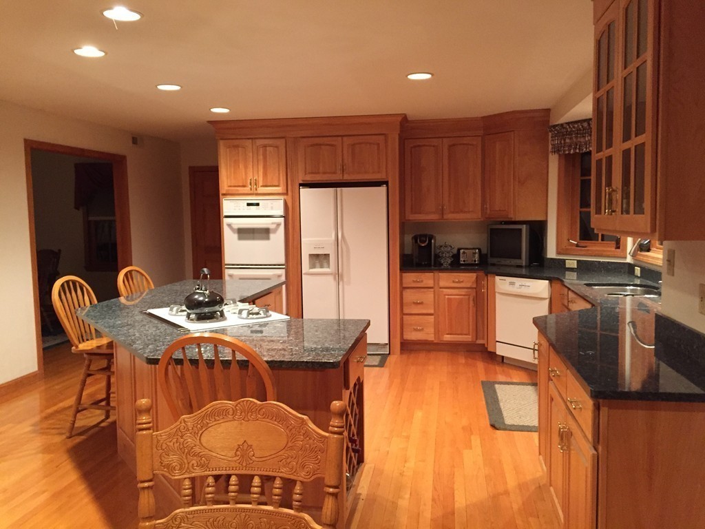 21 Parsonage Hill Road Haverhill, MA 01832 - Photo 6 of 27 Gallery Image 6