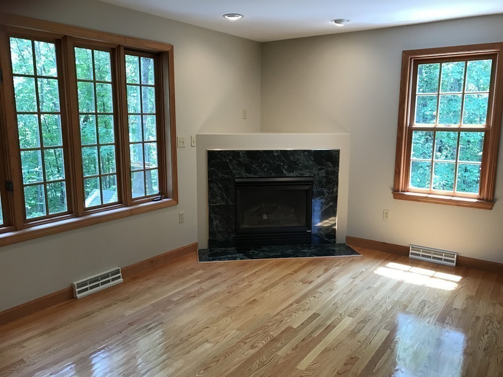 21 Parsonage Hill Road Haverhill, MA 01832 - Photo 9 of 27 Gallery Image 9