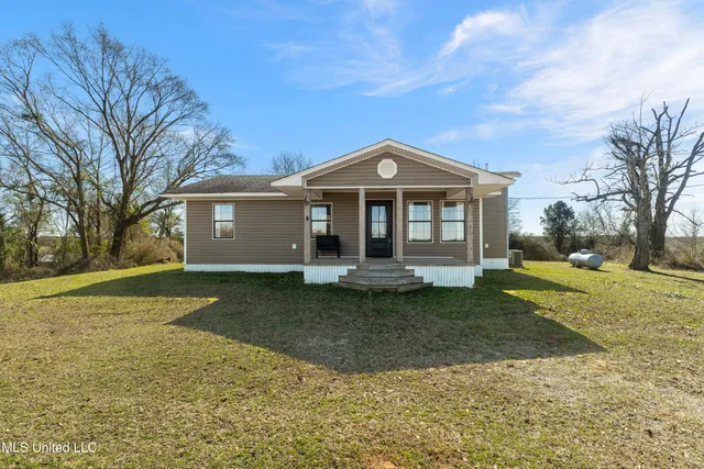 $130,000 | 39 County Road 279, Bay Springs, MS 39422