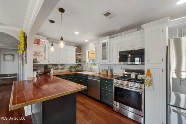 $130,000 | 39 County Road 279, Bay Springs, MS 39422