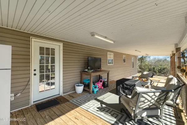 $130,000 | 39 County Road 279, Bay Springs, MS 39422