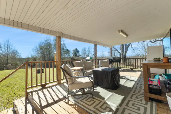 $130,000 | 39 County Road 279, Bay Springs, MS 39422