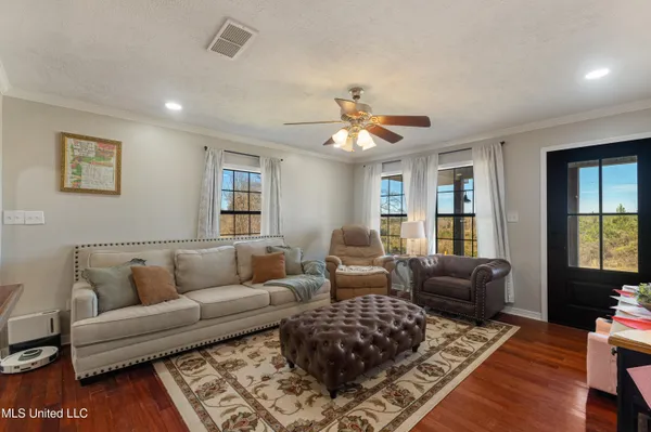 $130,000 | 39 County Road 279, Bay Springs, MS 39422