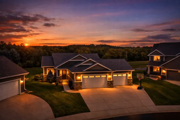 $559,000 | 695 Marcus Place Northeast, Byron, MN 55920