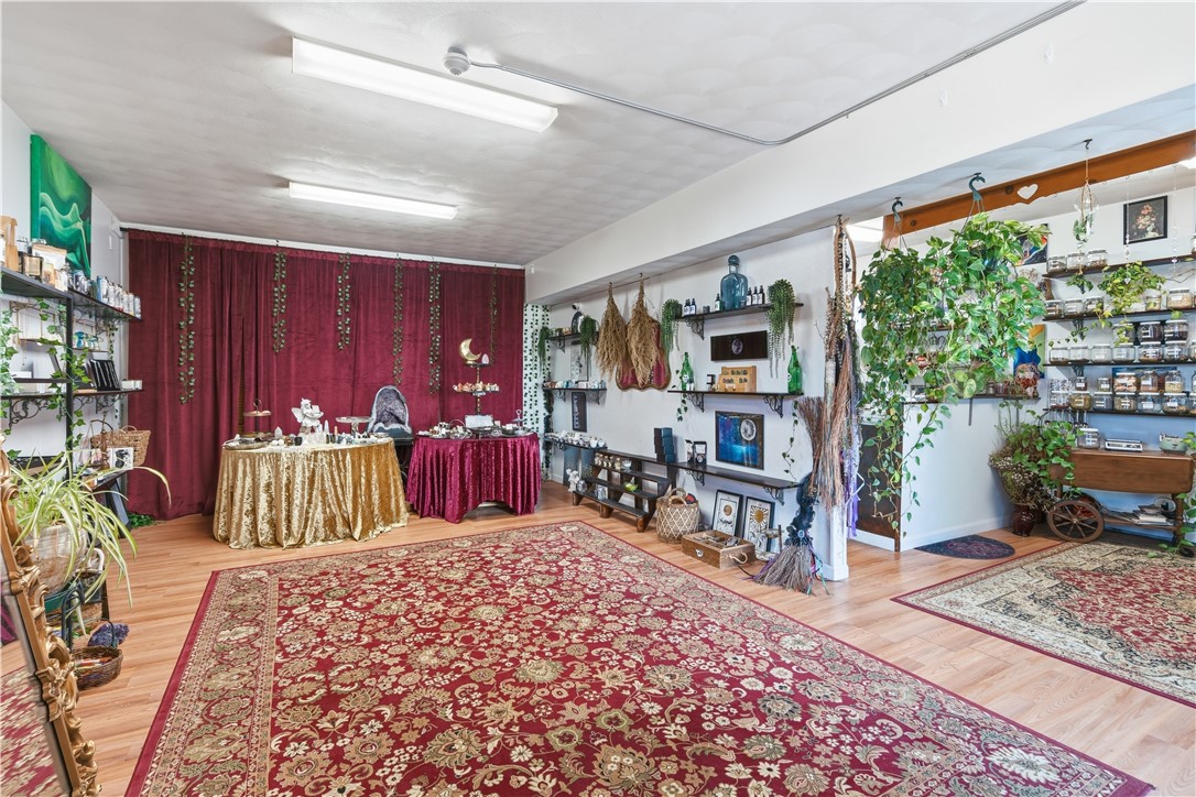 620 Killingly Street Johnston, RI 02919 - Photo 17 of 33 Gallery Image 17