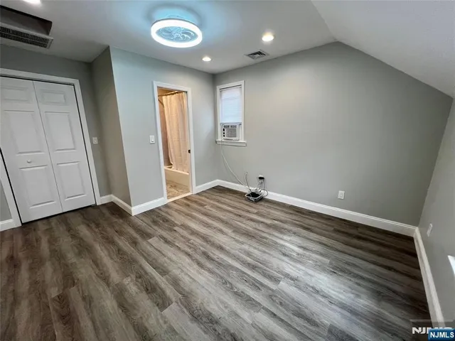 $1,695 | 33 Water Street, Unit 2, Hackensack, NJ 07601