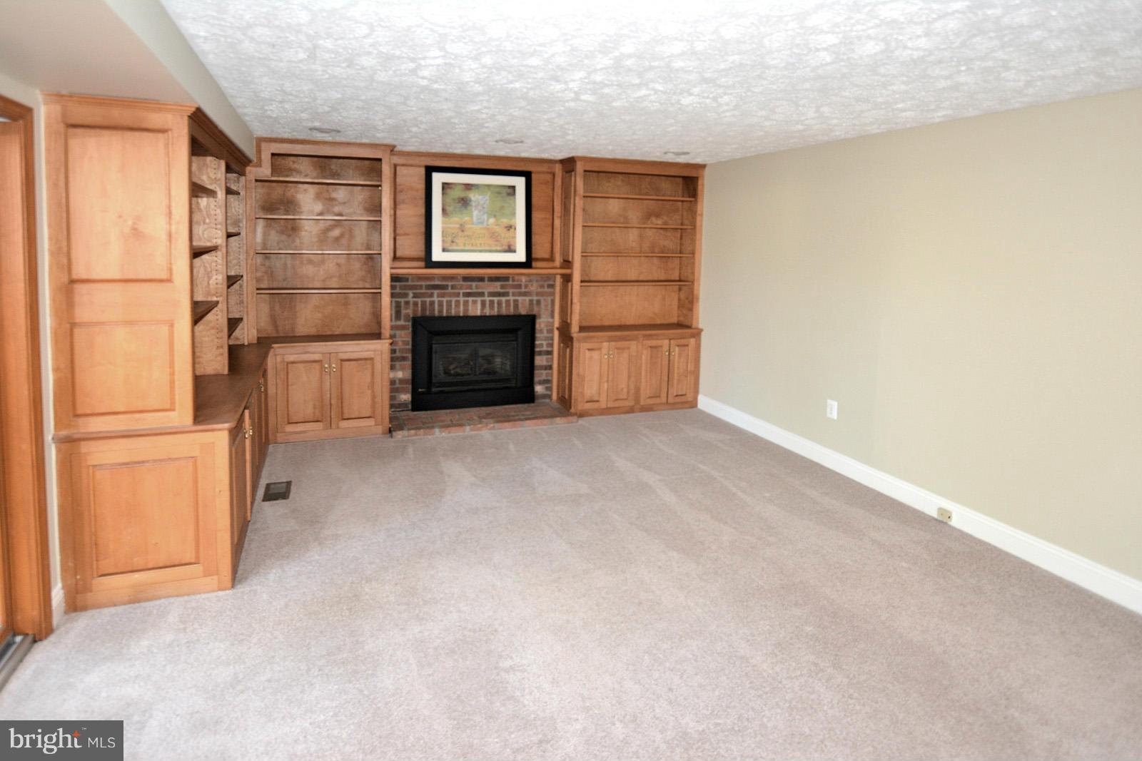 4203 Waller Road Fairfax, VA 22032 - Photo 12 of 27 Family Room
