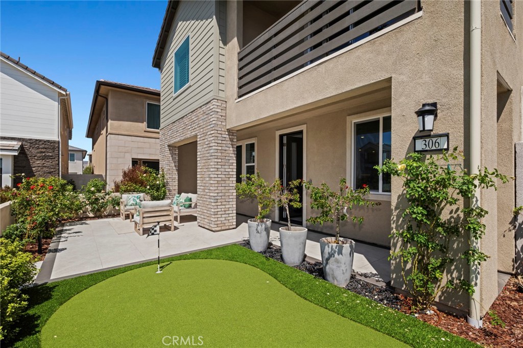 306 Treble Irvine, CA 92618 - Photo 7 of 52