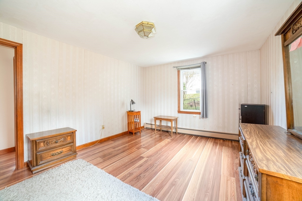 8 Minthorne Street Worcester, MA 01603 - Photo 25 of 30