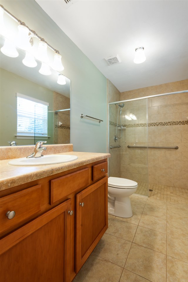 2018 Raa Avenue Tallahassee, FL 32303 - Photo 18 of 36 Gallery Image 18