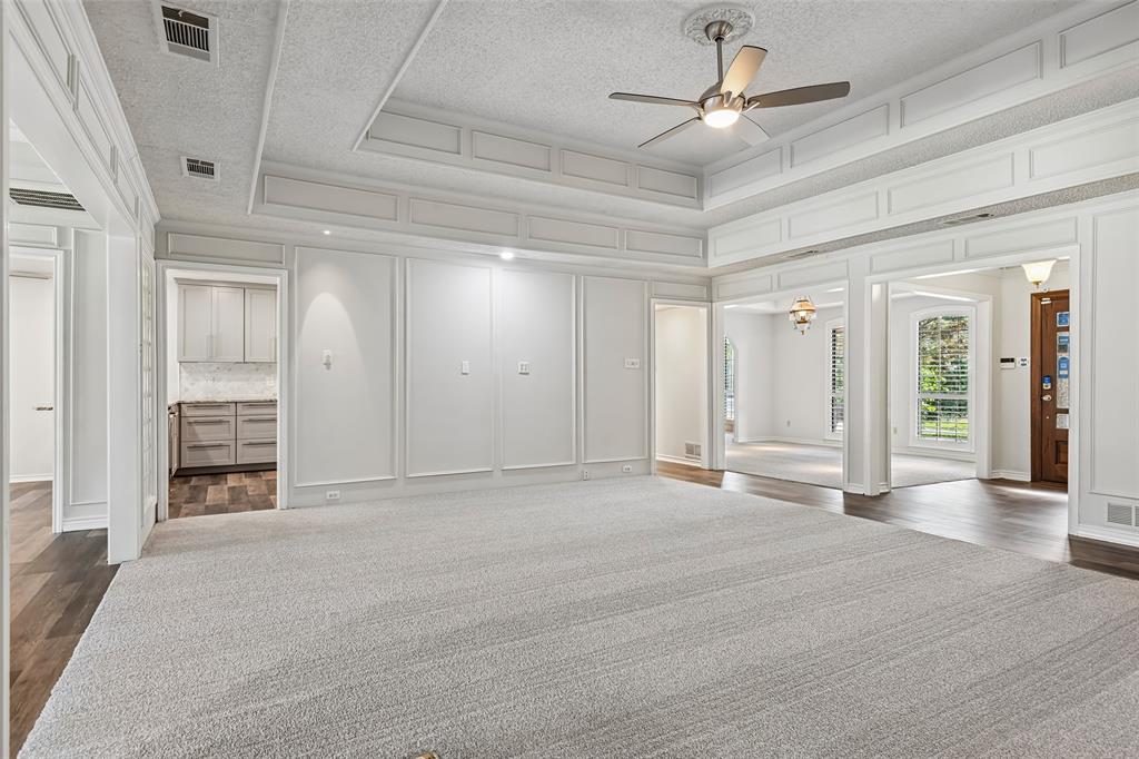 13216 Hillcrest Road Dallas, TX 75240 - Photo 5 of 40