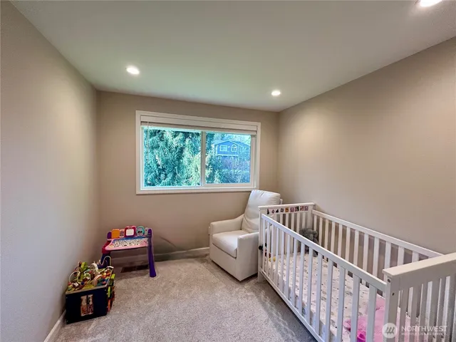 $4,950 | 4529 192nd Avenue Southeast, Issaquah, WA 98027