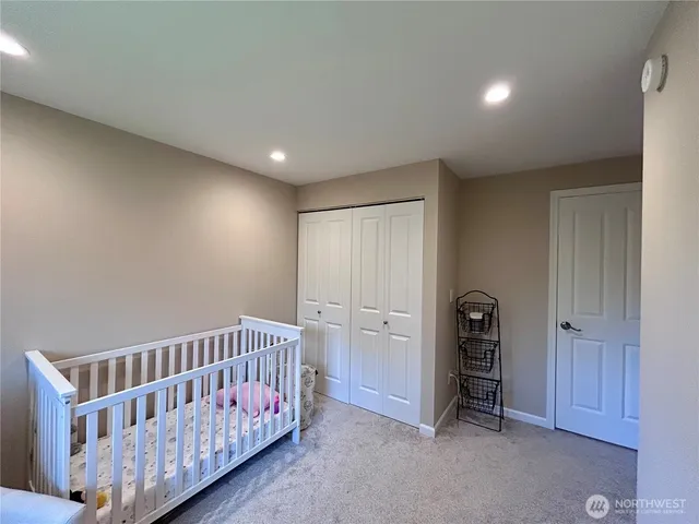 $4,950 | 4529 192nd Avenue Southeast, Issaquah, WA 98027