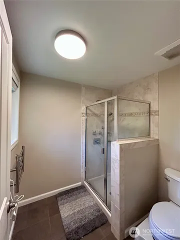 $4,950 | 4529 192nd Avenue Southeast, Issaquah, WA 98027