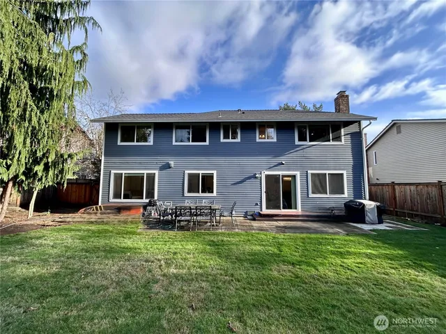 $4,950 | 4529 192nd Avenue Southeast, Issaquah, WA 98027