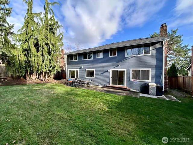 $4,950 | 4529 192nd Avenue Southeast, Issaquah, WA 98027