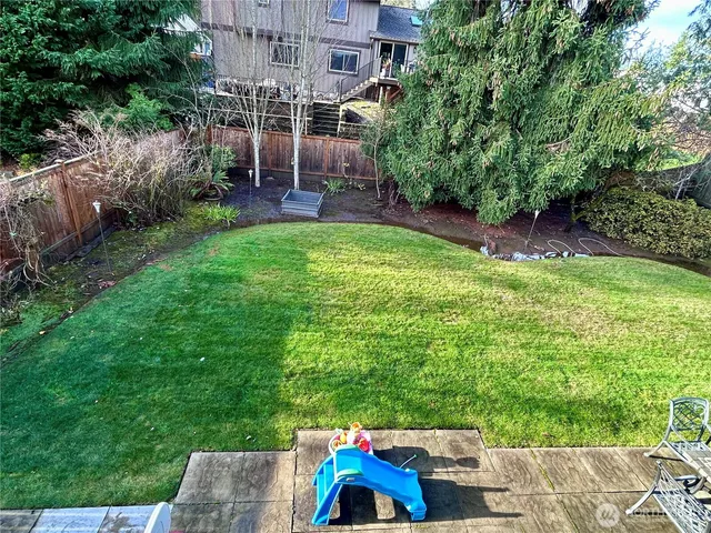 $4,950 | 4529 192nd Avenue Southeast, Issaquah, WA 98027