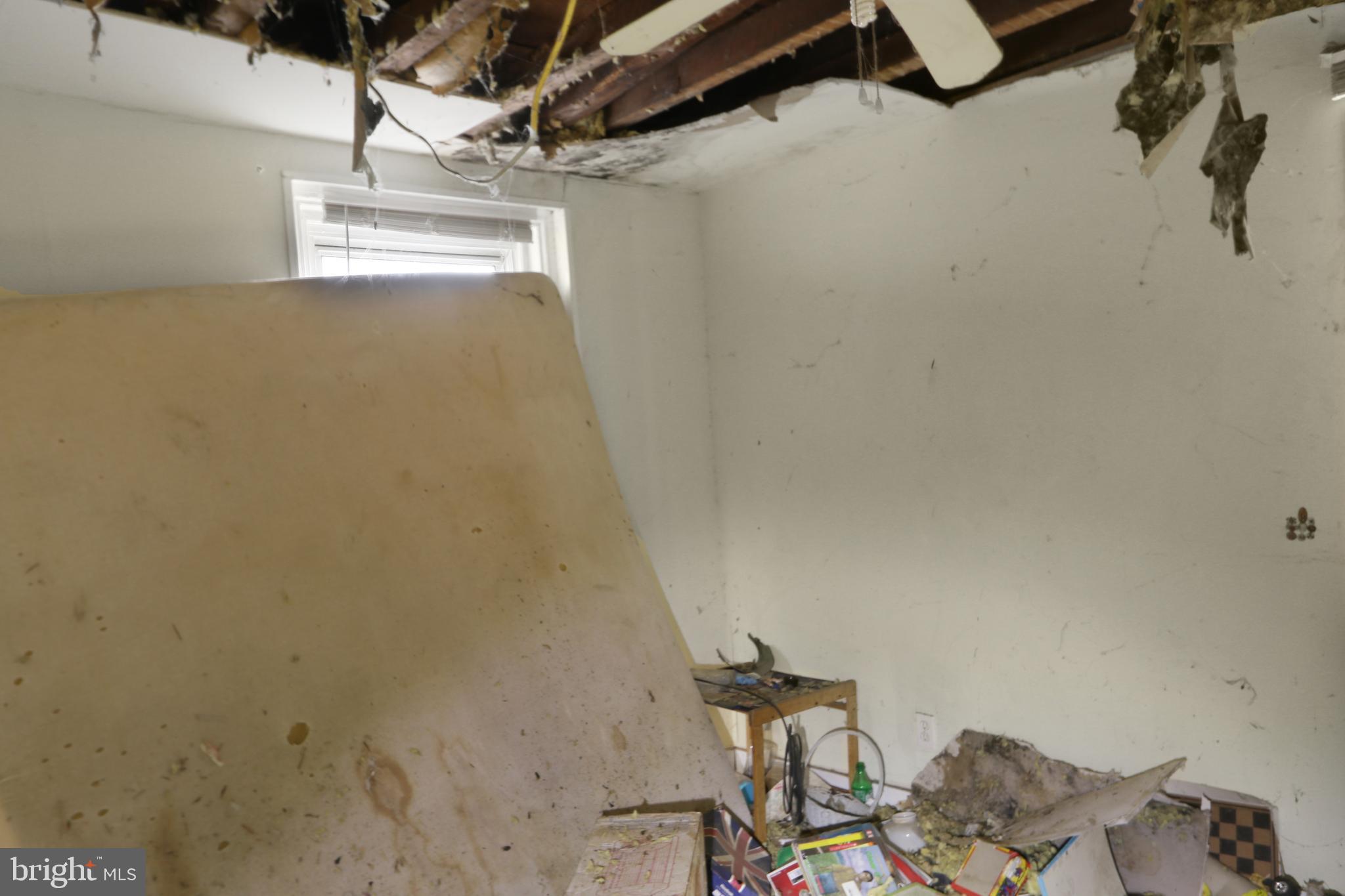 4522 Paul Street Philadelphia, PA 19124 - Photo 2 of 15