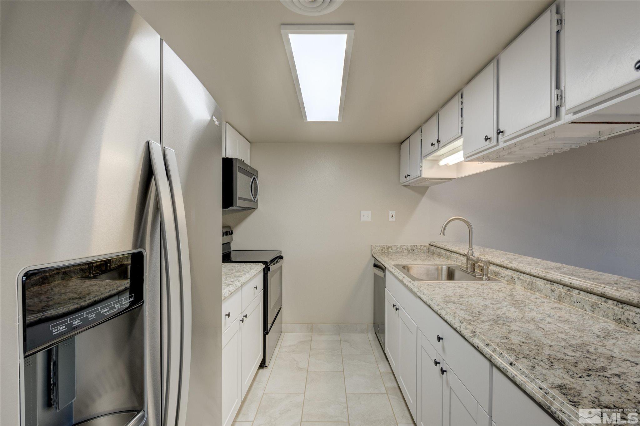 1520 Carlin Street Reno, NV 89503 - Photo 5 of 28 Photo 5