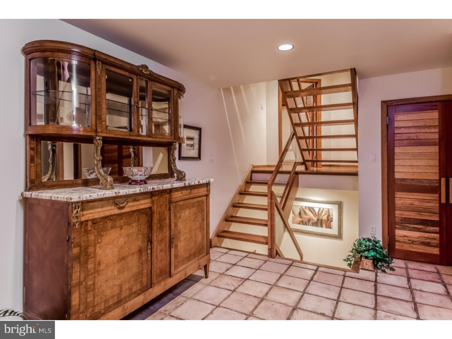449 Righters Mill Road Penn Valley, PA 19072 - Photo 3 of 25 Foyer