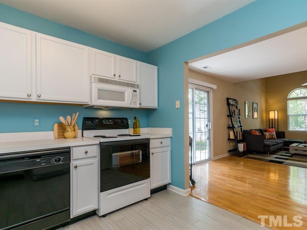 20 Wiltshire Place Durham, NC 27713 - Photo 11 of 24