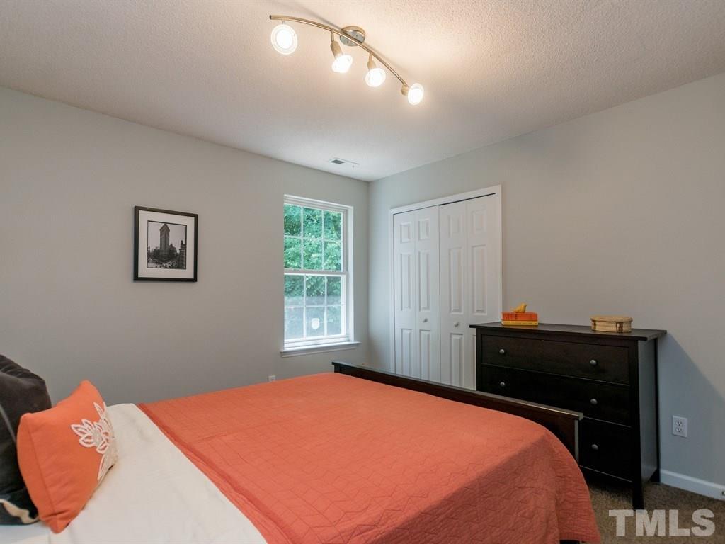20 Wiltshire Place Durham, NC 27713 - Photo 14 of 24