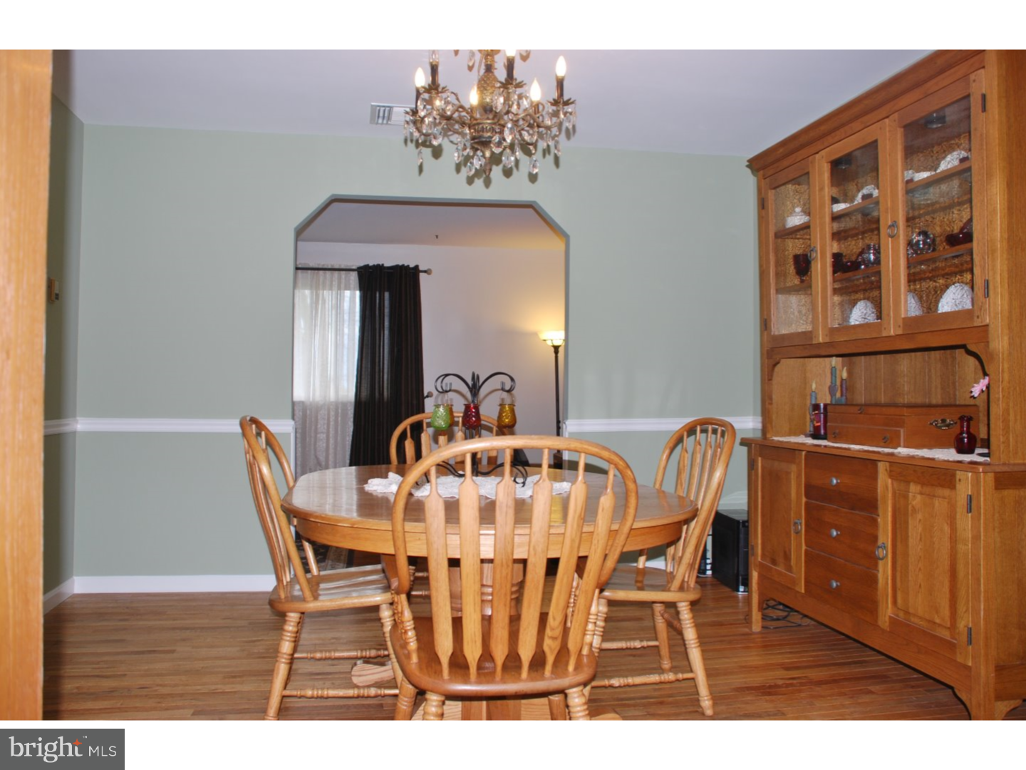 2150 Trolley Bridge Road Quakertown, PA 18951 - Photo 4 of 23 Dining Room