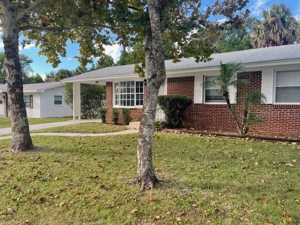 $1,600 | 2501 Sheridan Road, Mount Dora, FL 32757