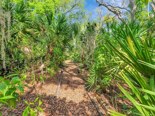 $449,000 | 1955 Sandalwood Place, Clearwater, FL 33760