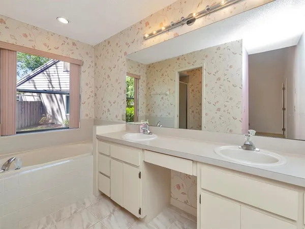 $449,000 | 1955 Sandalwood Place, Clearwater, FL 33760