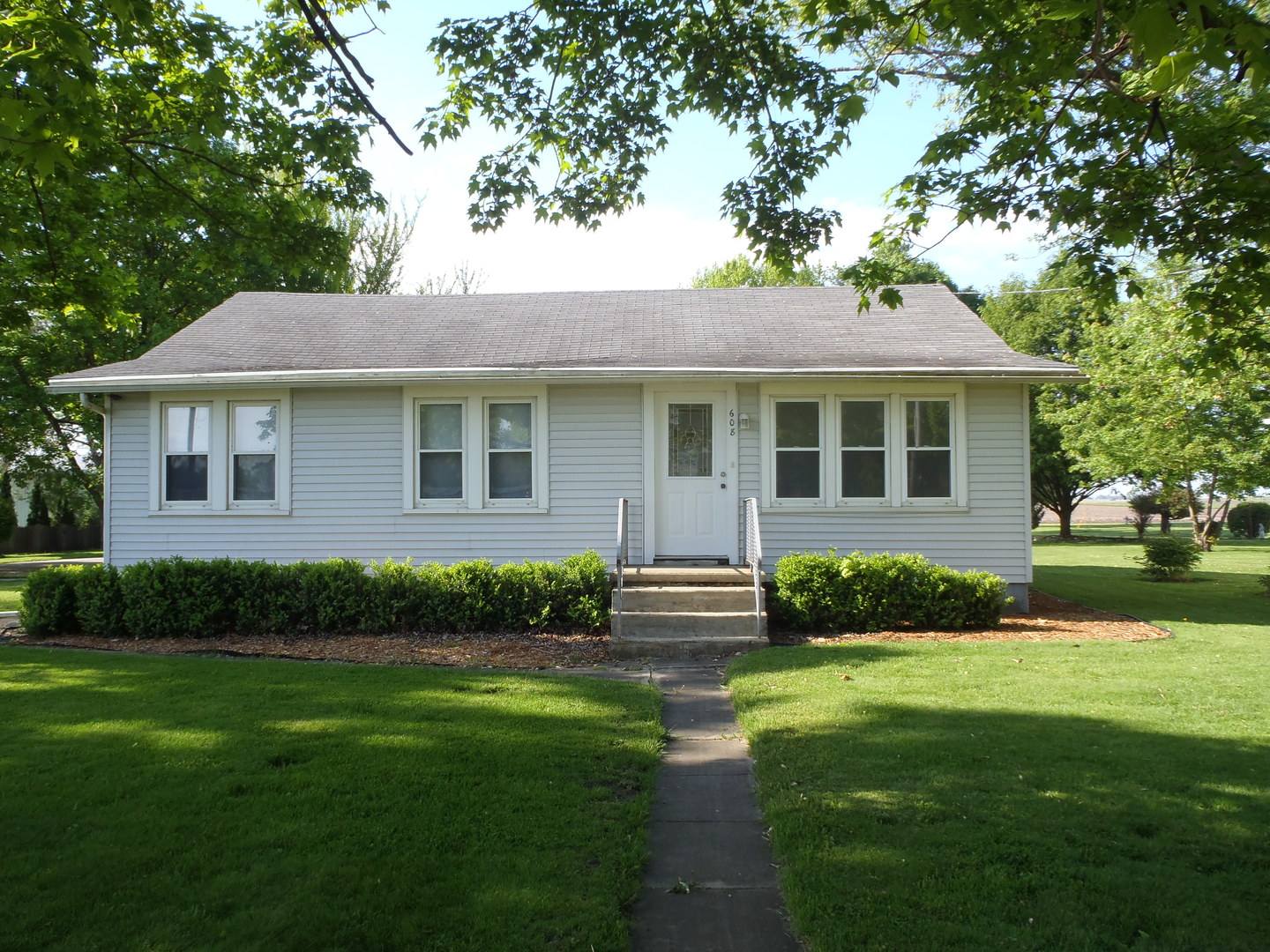 608 East Harrison Street Ransom, IL 60470 - Photo 12 of 13