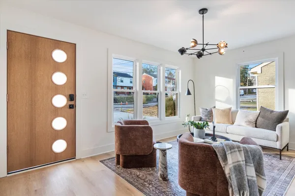 $3,000 | 603 North 5th Street, Nashville, TN 37207