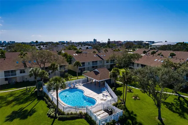 $425,000 | 216 Sun Vista Court South, Treasure Island, FL 33706