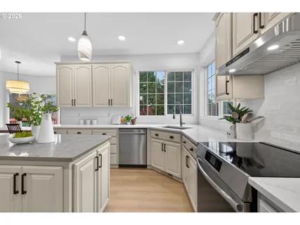 $668,995 | 13539 Southeast Scott Creek Lane, Happy Valley, OR 97086