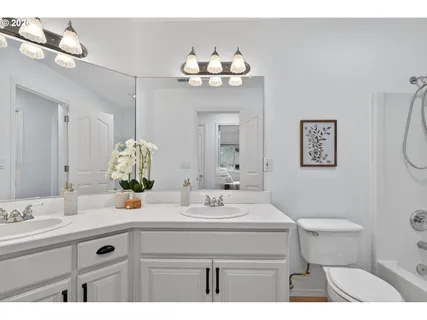 $668,995 | 13539 Southeast Scott Creek Lane, Happy Valley, OR 97086