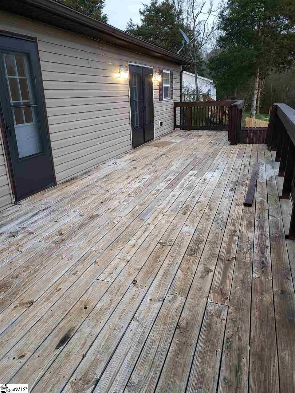 490 Fews Bridge Road Taylors, SC 29687 - Photo 4 of 17